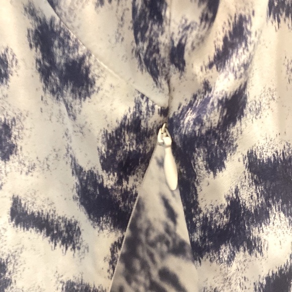 Halogen Silk White & Purple Silk Tanktop Blouse - Picture 9 of 11